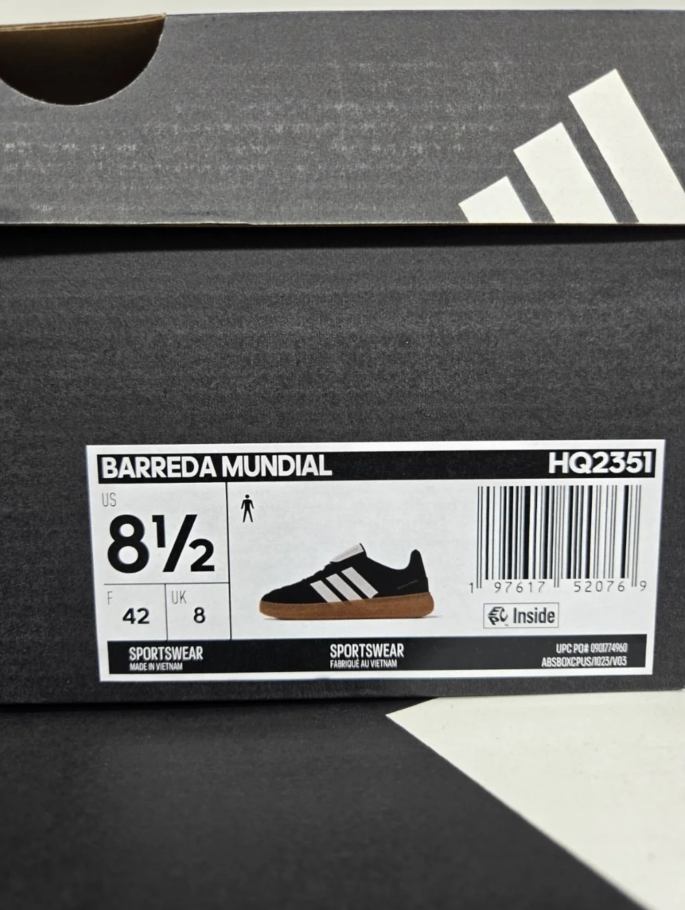 adidas Men's Barreda Mundial HQ2351 Black White Gum Shoes Size 8.5 New